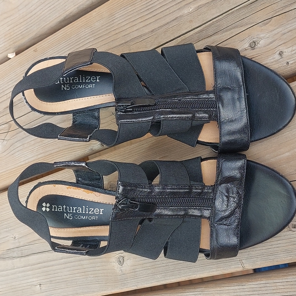 Naturalizer sandals